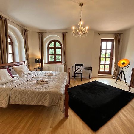 Dogs Resort And Spa Horni Bezdekov ภายนอก รูปภาพ