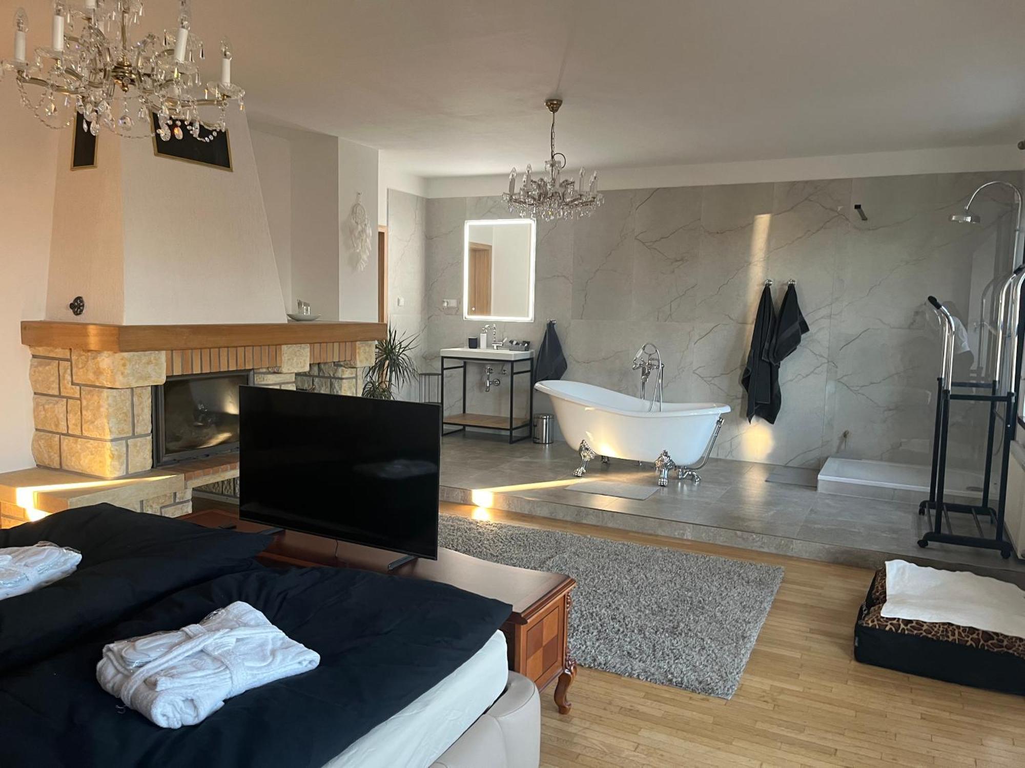 Dogs Resort And Spa Horni Bezdekov ภายนอก รูปภาพ